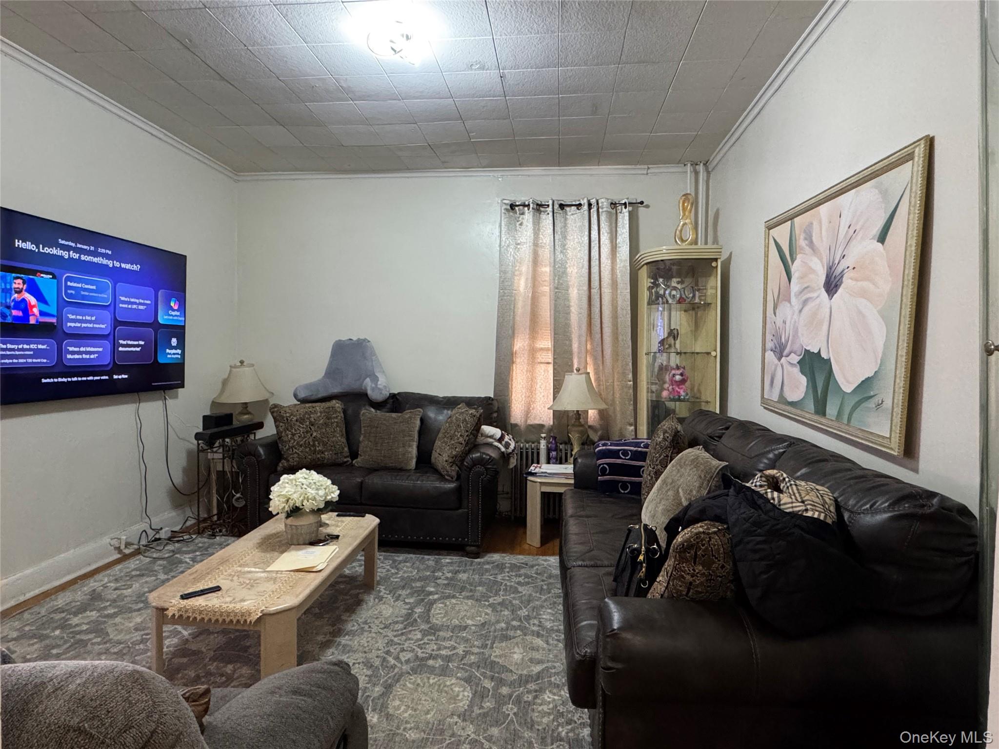 #7 photo, 690 E 240th Street, Bronx , NY 10470