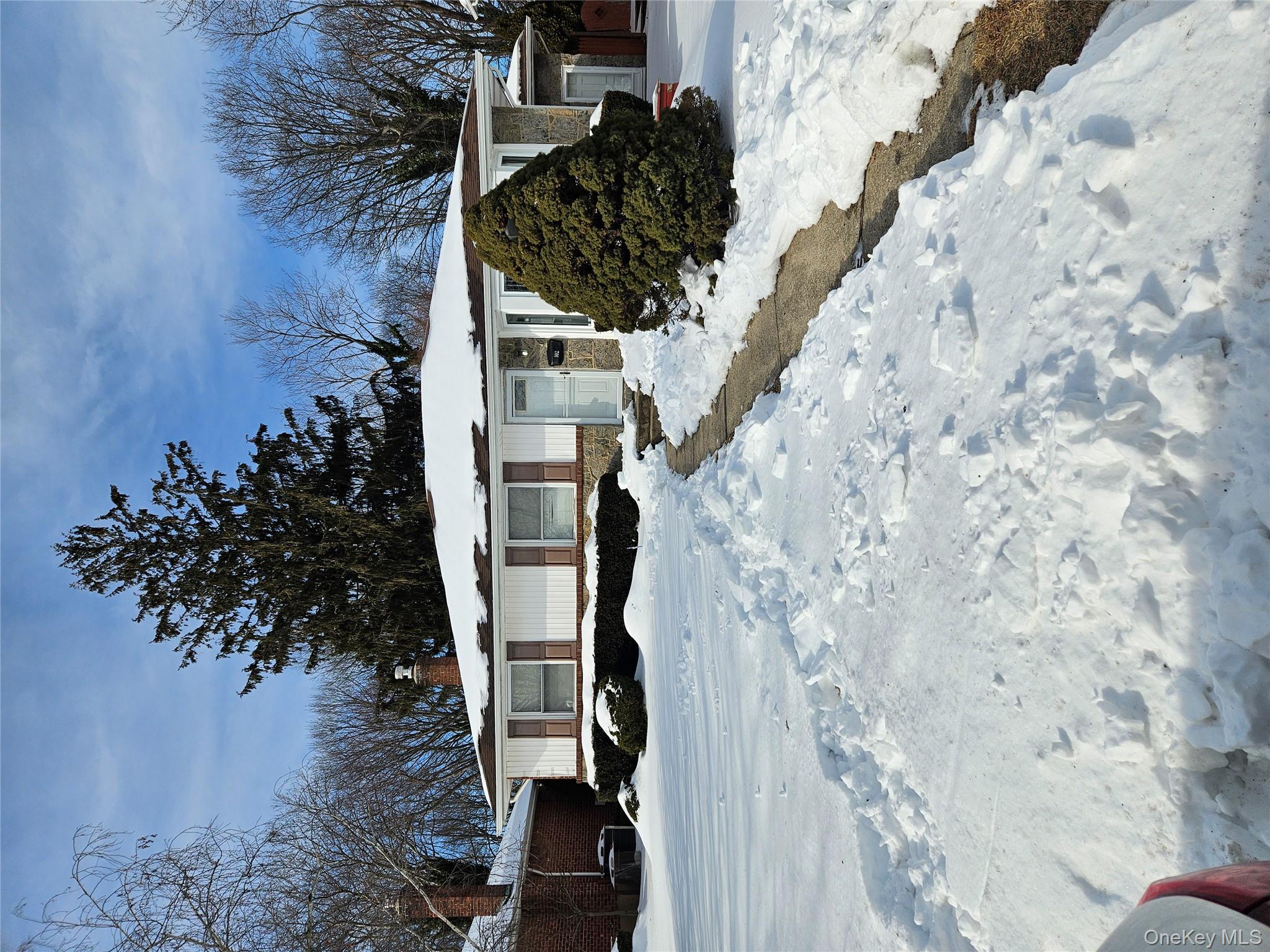 #1 photo, 102 Birchwood Park Drive, Syosset , NY 11791