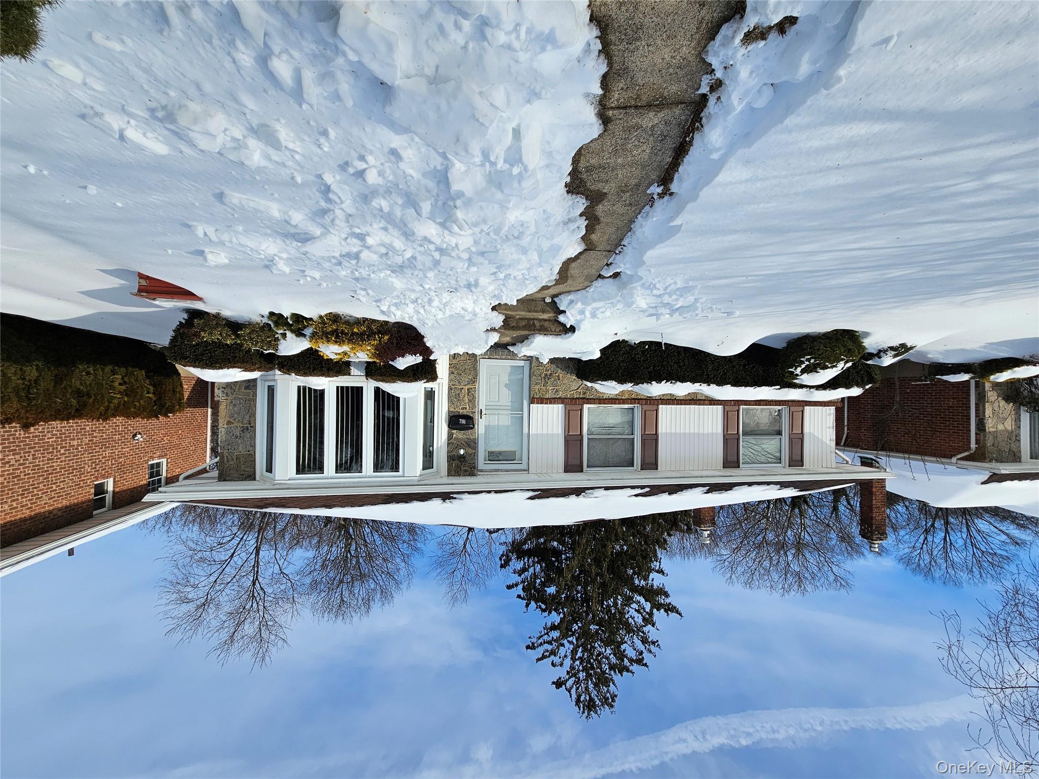 #2 photo, 102 Birchwood Park Drive, Syosset , NY 11791