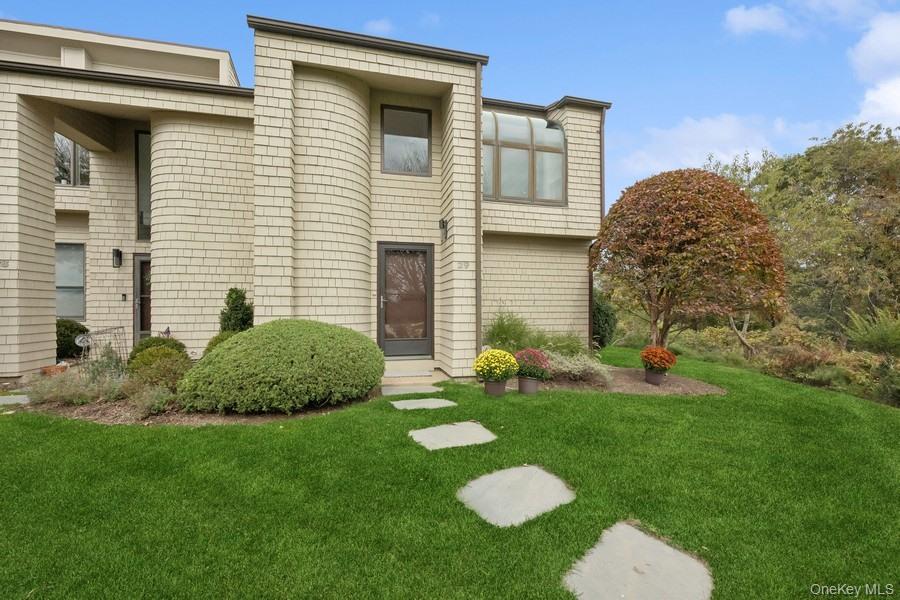 #2 photo, 21 S Fulton Dr, Montauk , NY 11954