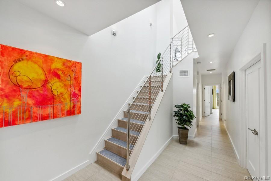 #7 photo, 21 S Fulton Dr, Montauk , NY 11954