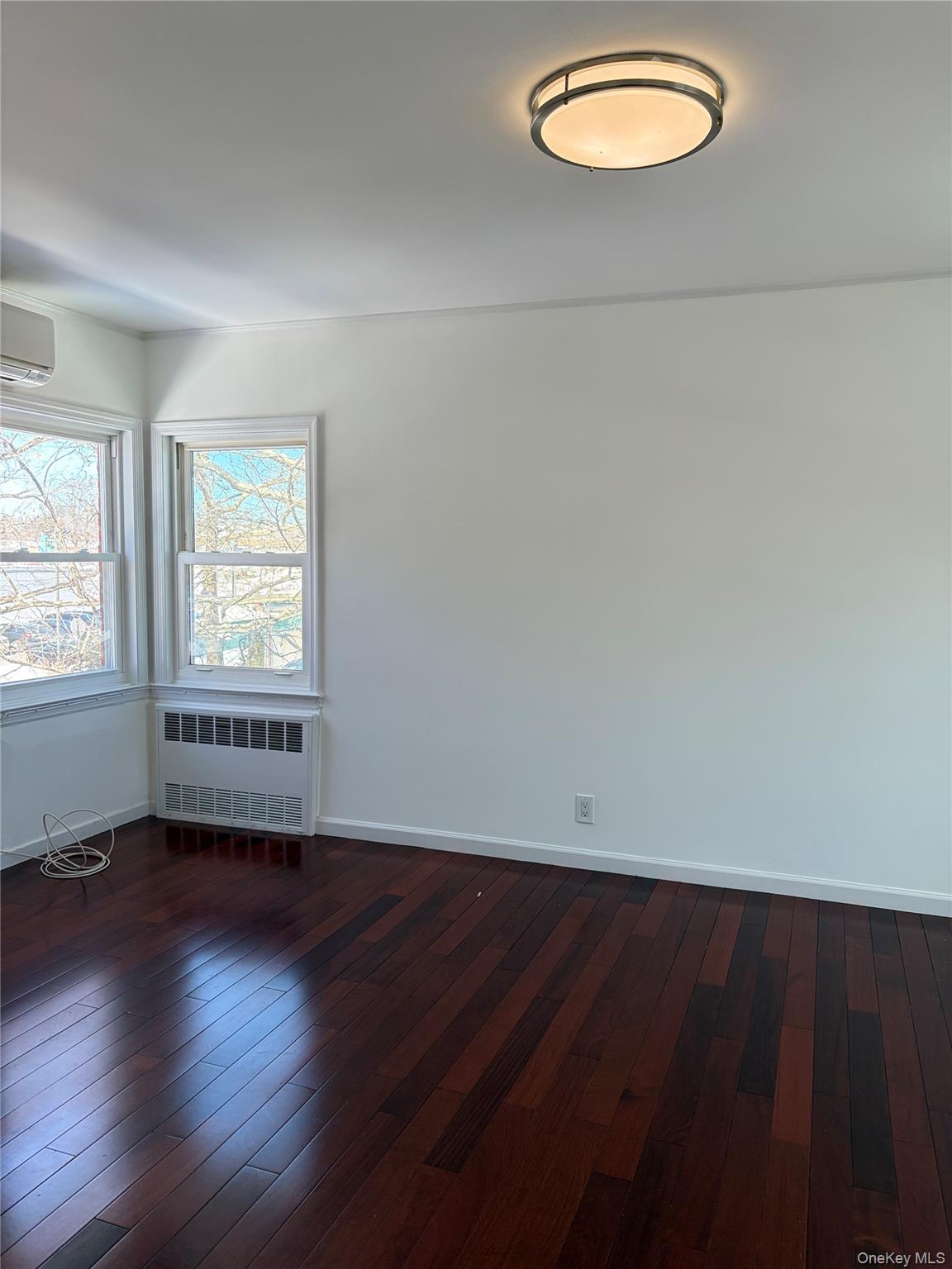 #4 photo, 64-04 Utopia Parkway, Fresh Meadows , NY 11365