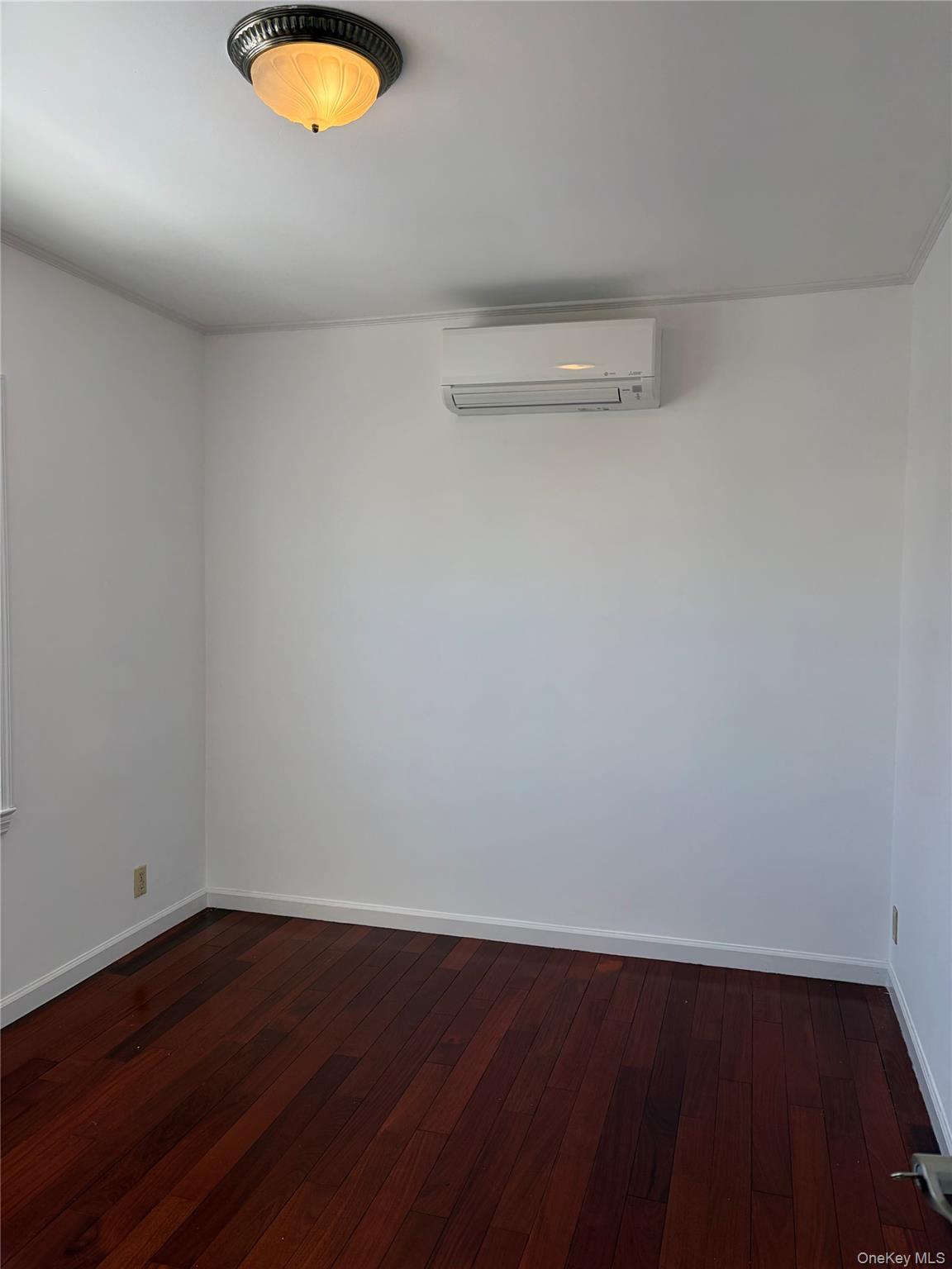 #6 photo, 64-04 Utopia Parkway, Fresh Meadows , NY 11365