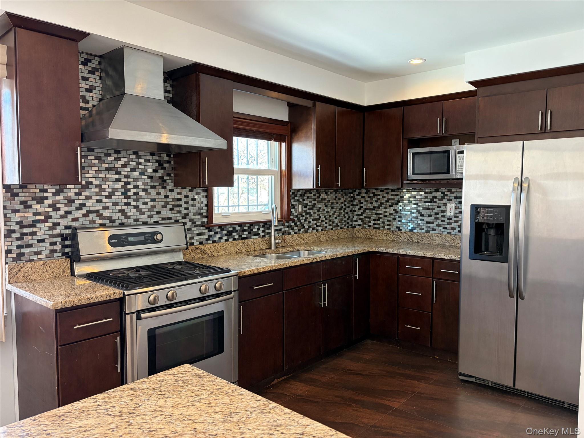 #9 photo, 64-04 Utopia Parkway, Fresh Meadows , NY 11365