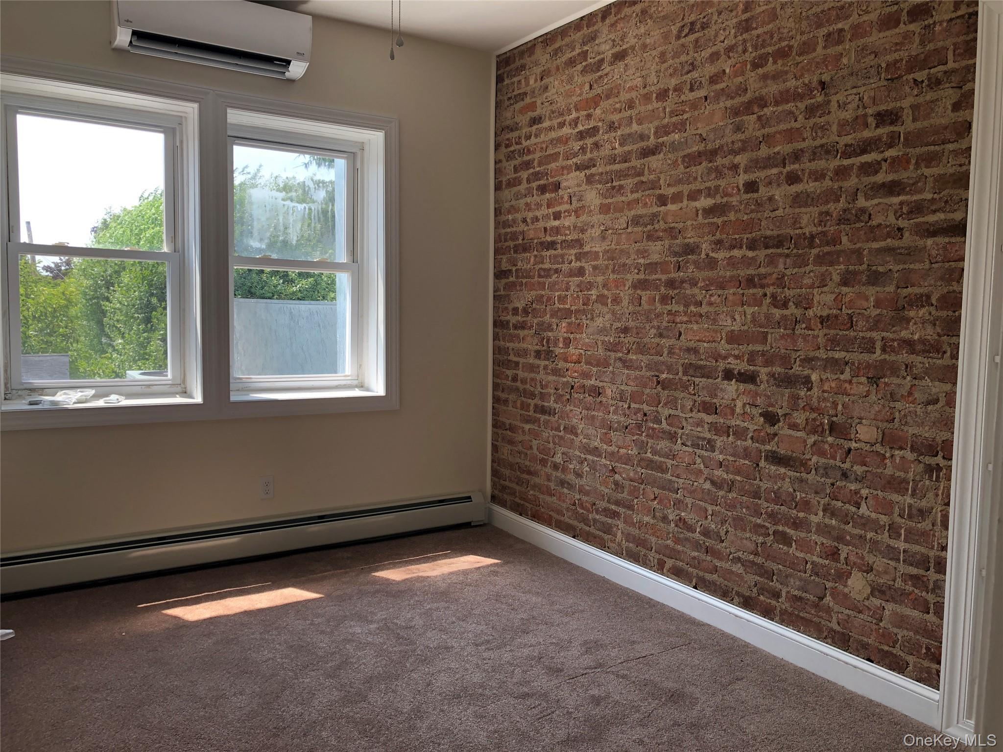 #6 photo, 6 Nassau Boulevard, Garden City South , NY 11530