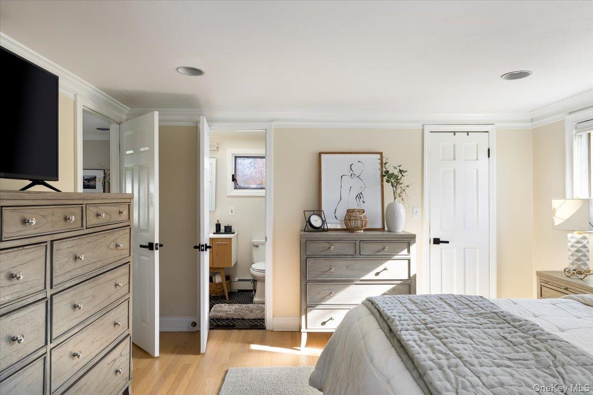 #20 photo, 25 Morris Street, Port Jefferson Station , NY 11776