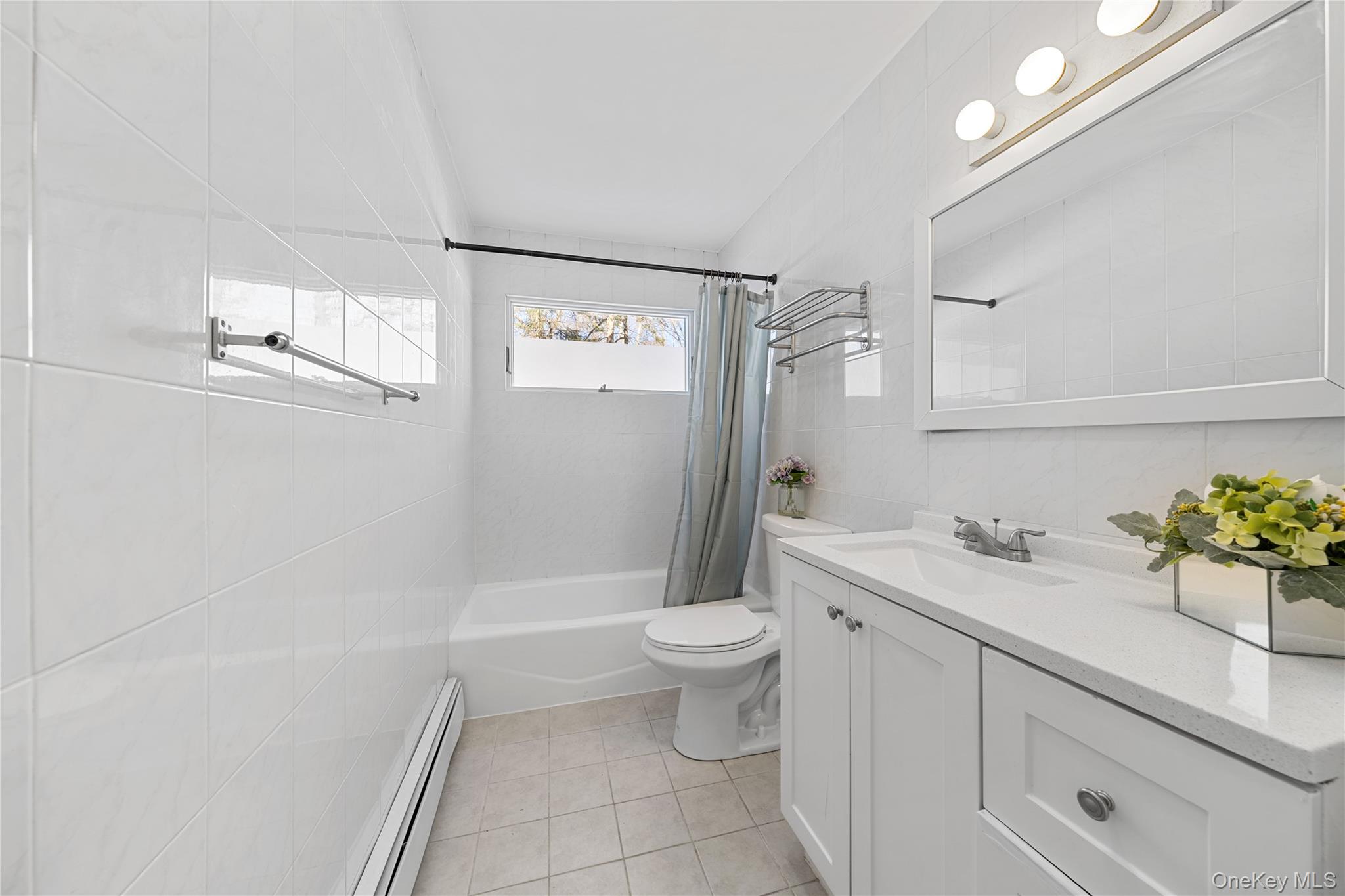 #14 photo, 165 5th Street, Saint James , NY 11780