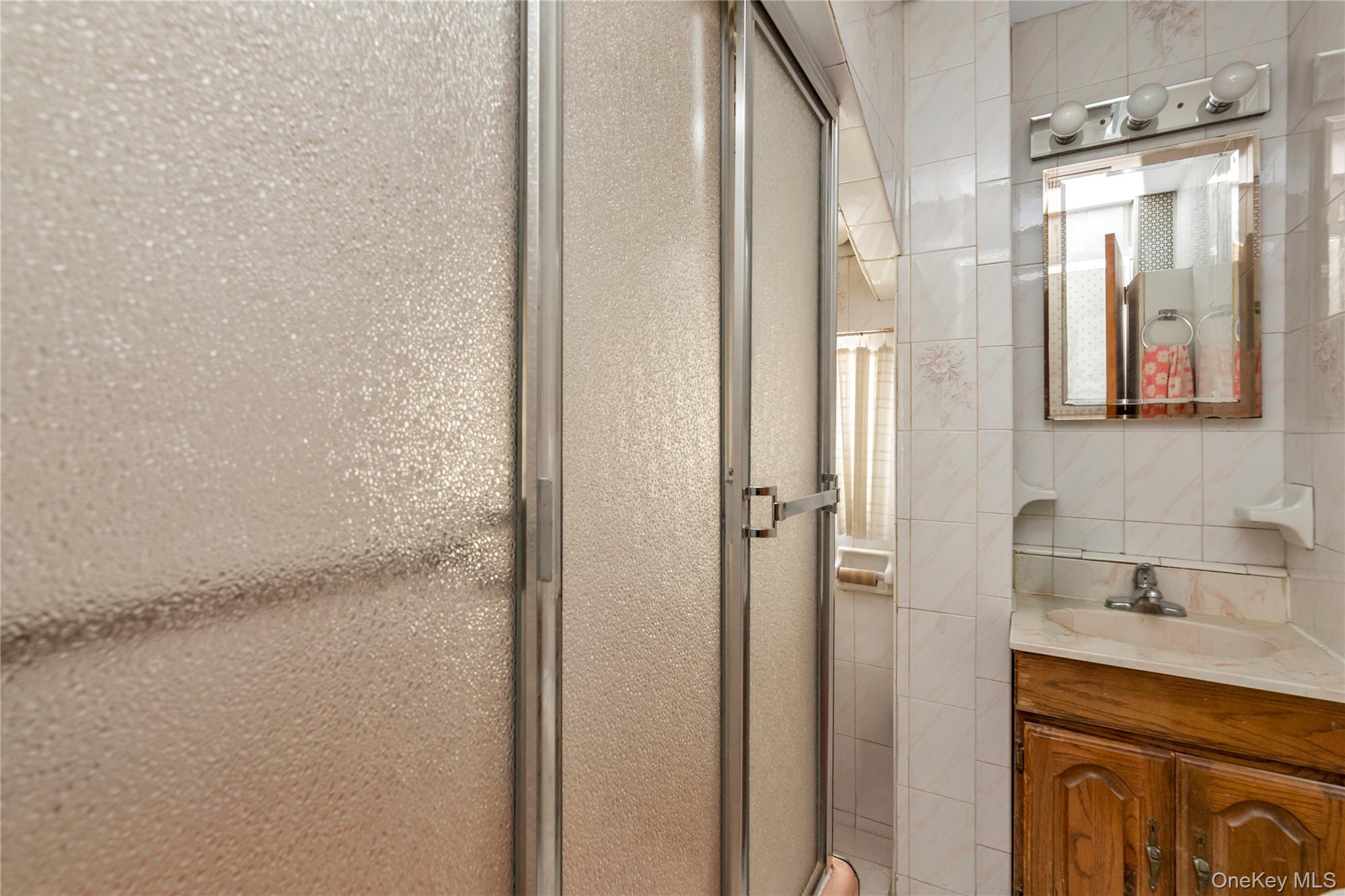 #12 photo, 157-22 25th Drive, Flushing , NY 11354