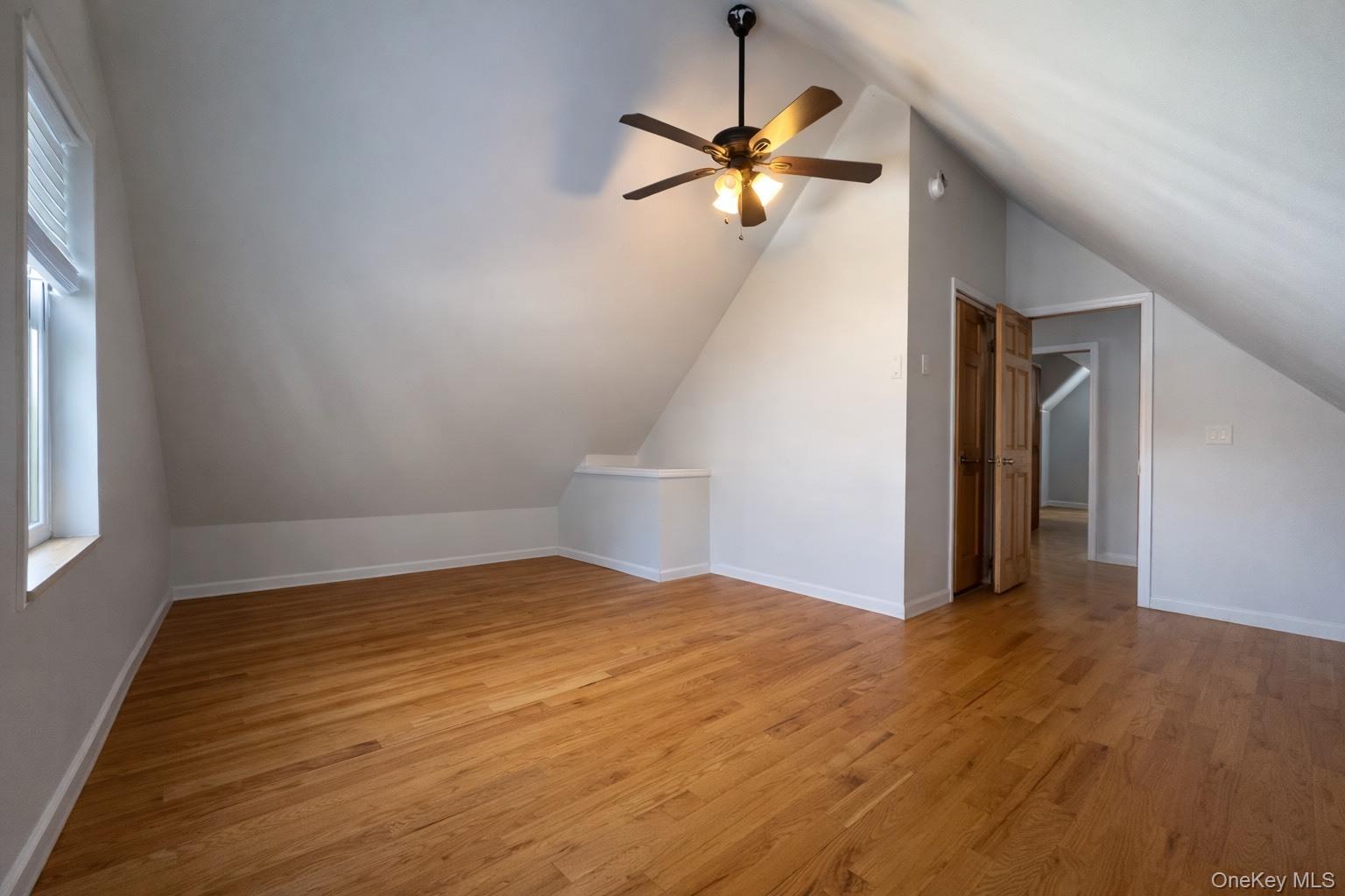 #9 photo, 76-30 172nd Street, Fresh Meadows , NY 11366