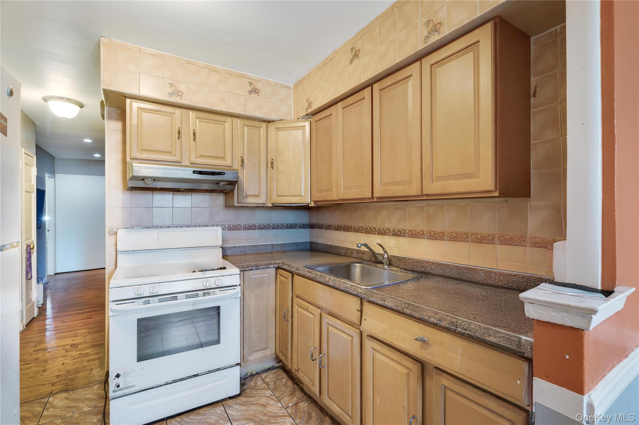 #3 photo, 10009 Avenue L, Brooklyn , NY 11236