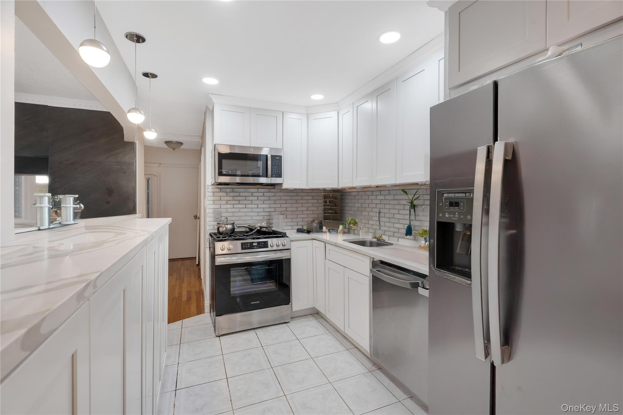 #6 photo, 10009 Avenue L, Brooklyn , NY 11236