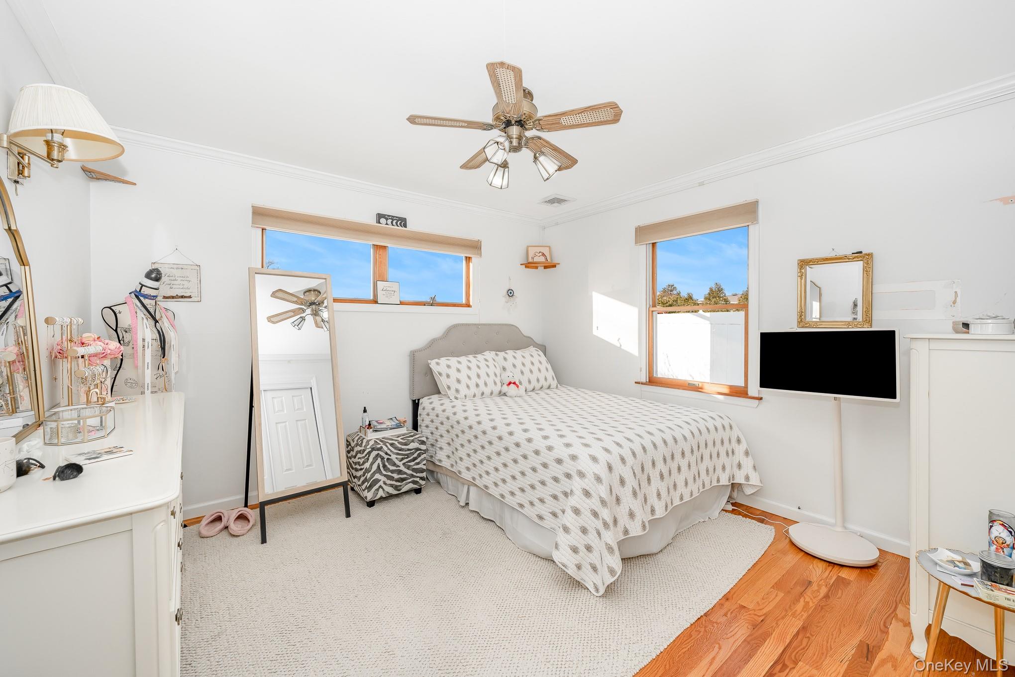 #16 photo, 161 Division Avenue, ナッソー郡 Massapequa , NY 11758