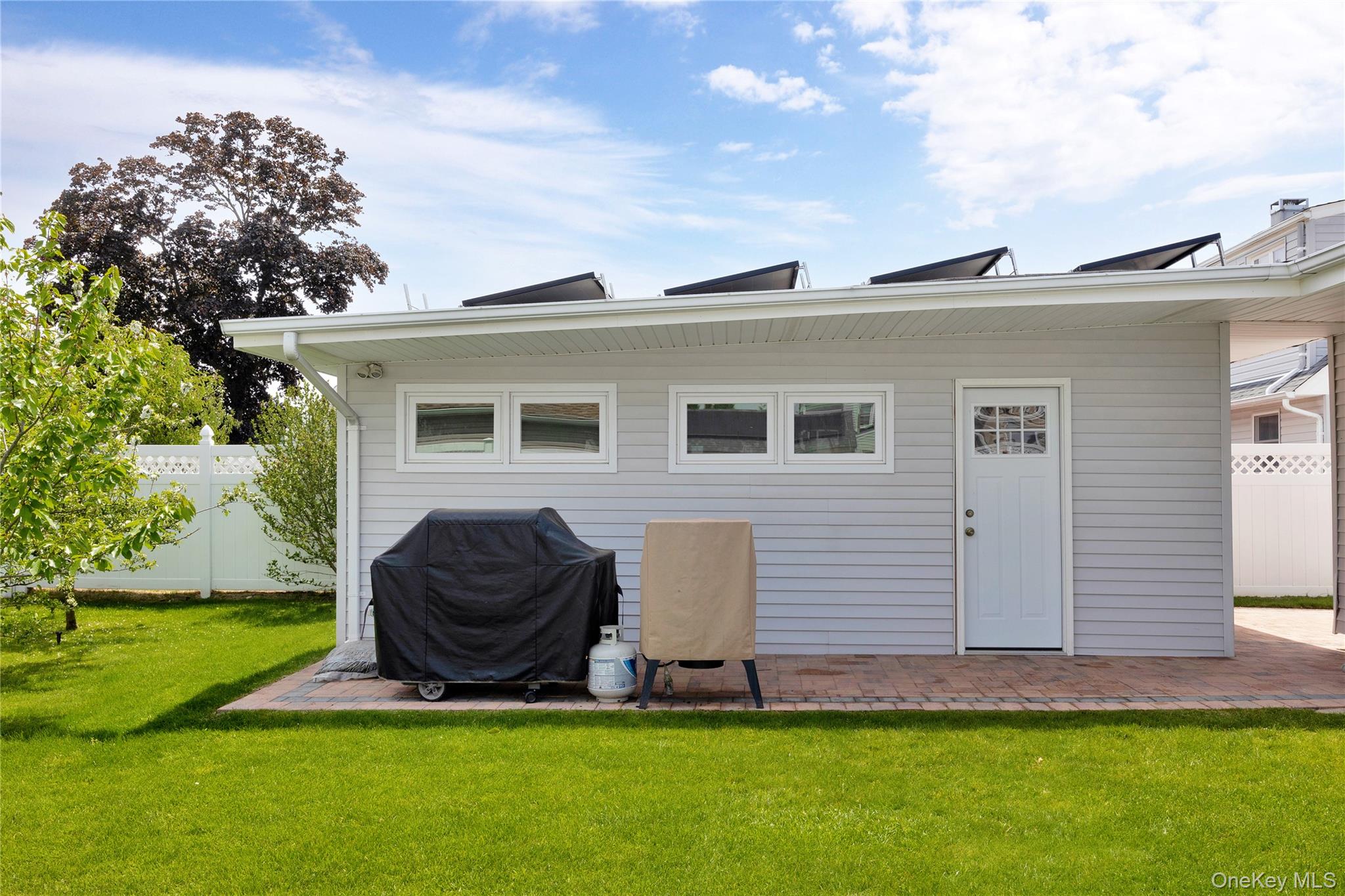 #9 photo, 161 Division Avenue, Нассау ‖ Massapequa , NY 11758