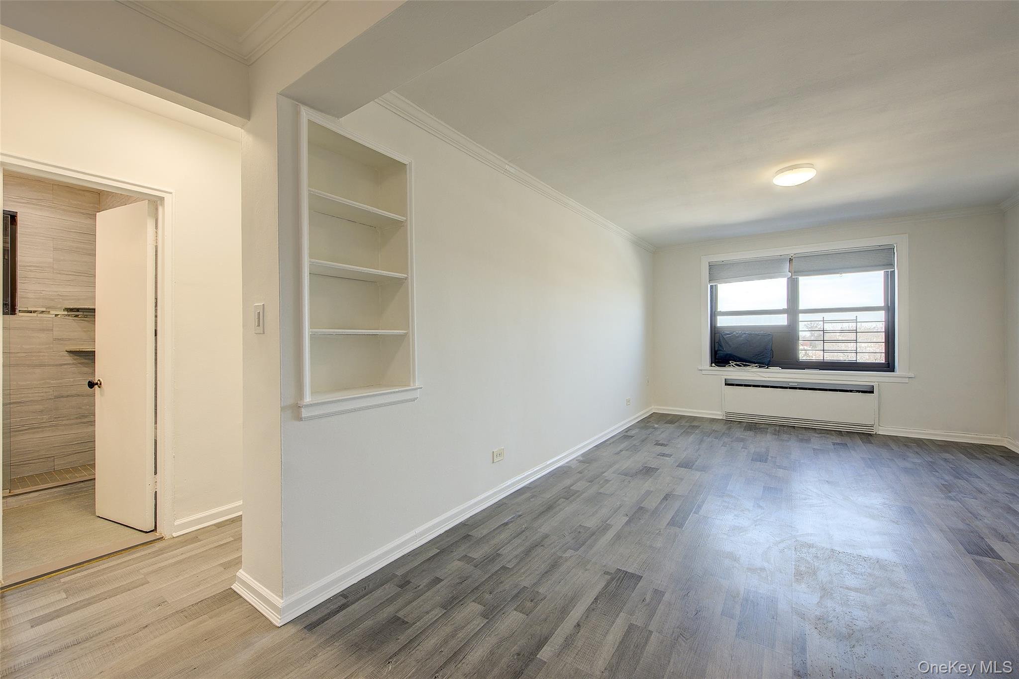 #13 photo, 211-02 73rd Avenue, Oakland Gardens , NY 11364