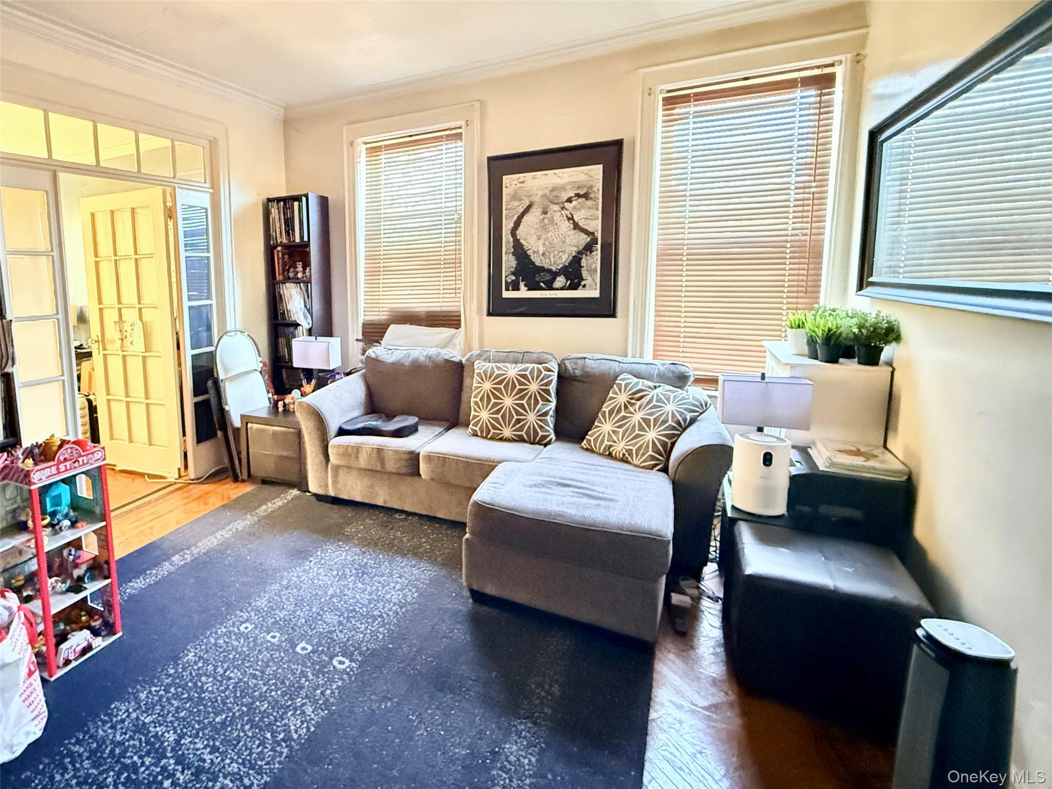 #6 photo, 1901 21st Road, קווינס Astoria , NY 11105