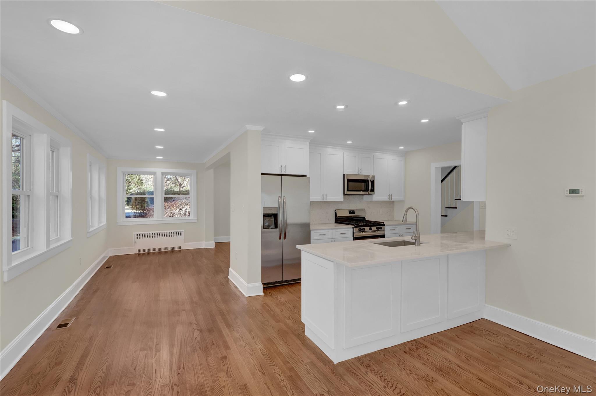 #15 photo, 283 W Neck Road, Huntington , NY 11743