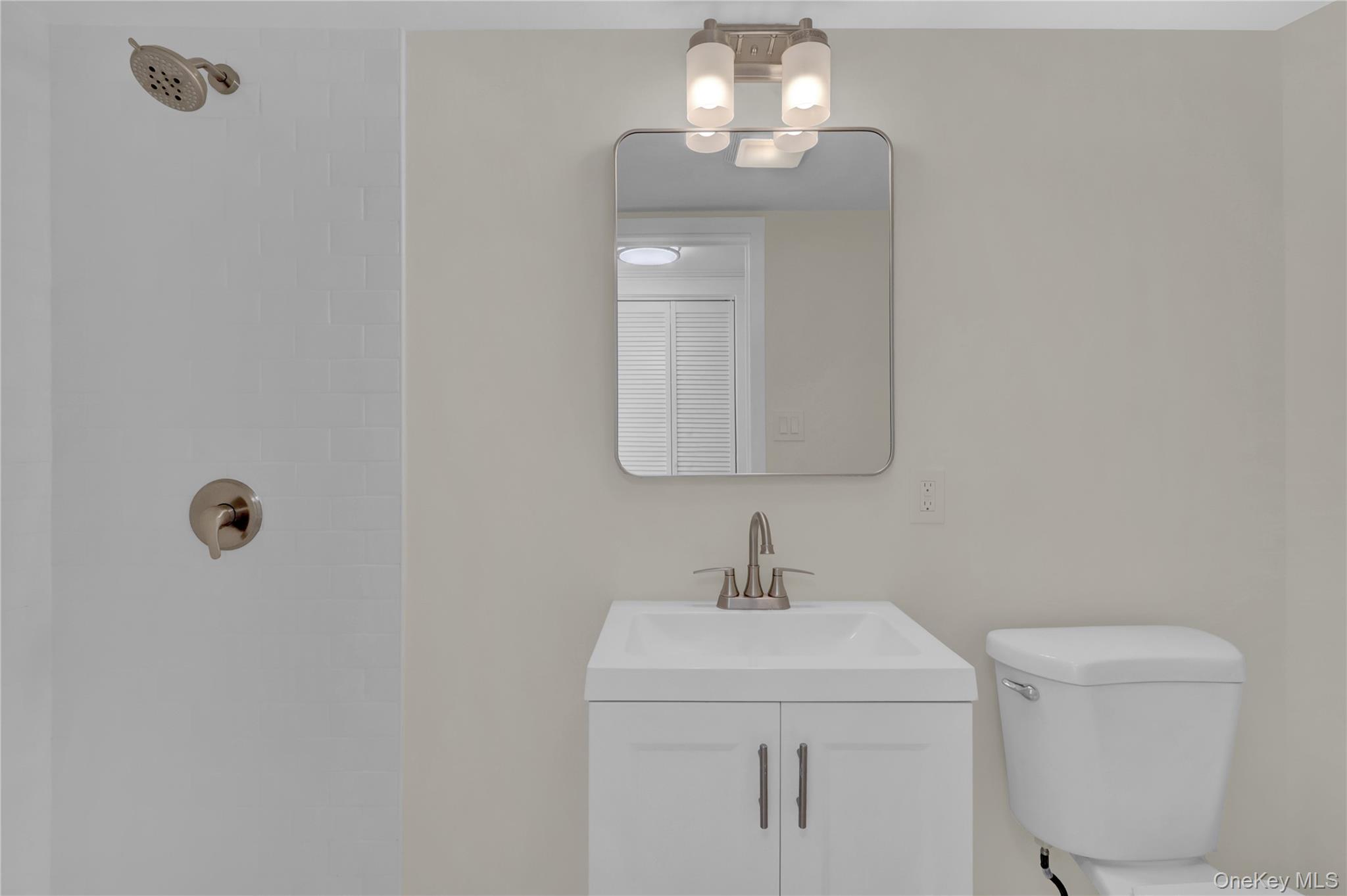 #16 photo, 283 W Neck Road, Huntington , NY 11743