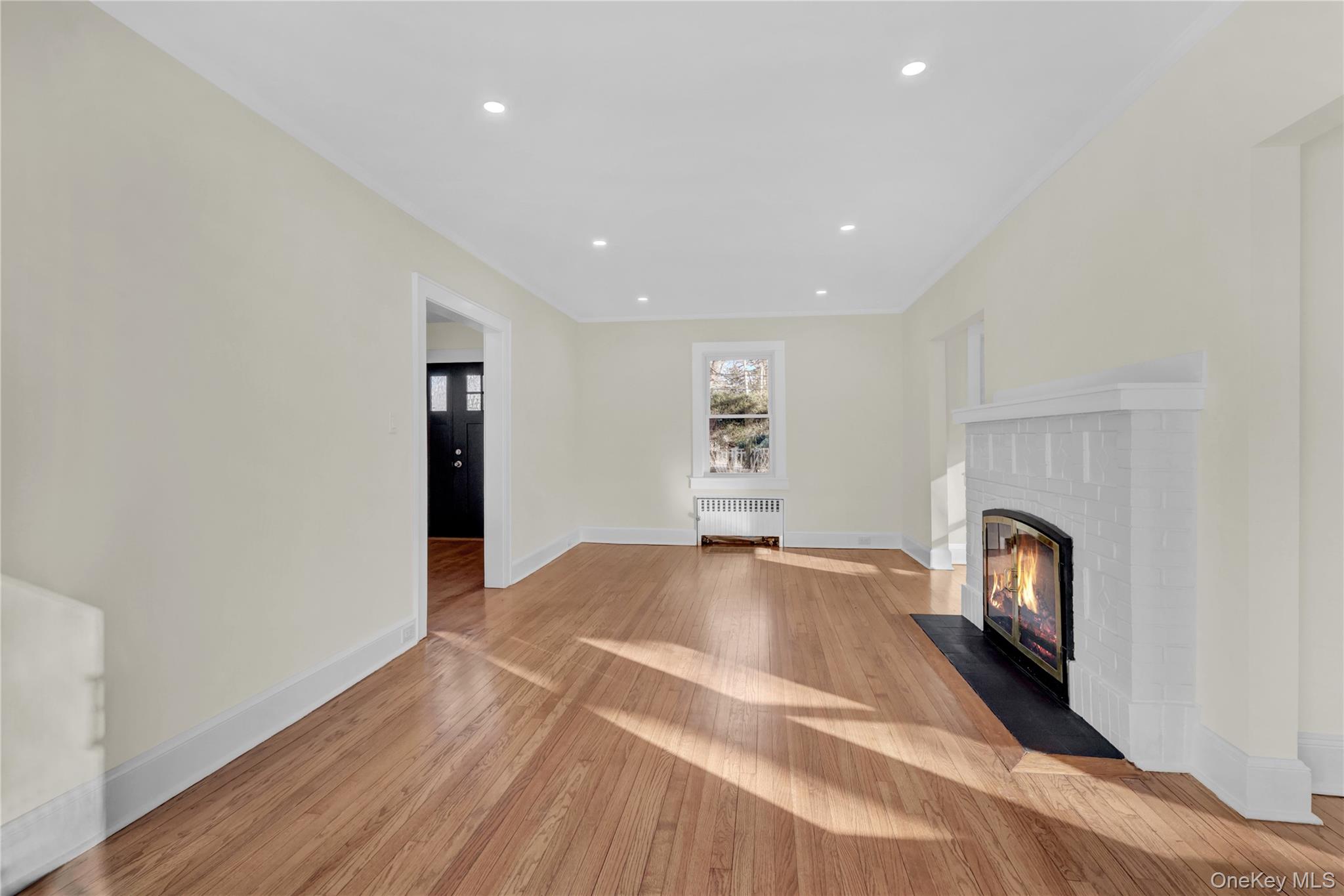 #8 photo, 283 W Neck Road, Huntington , NY 11743