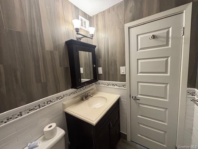 #10 photo, 205 Mineola Boulevard, Mineola , NY 11501