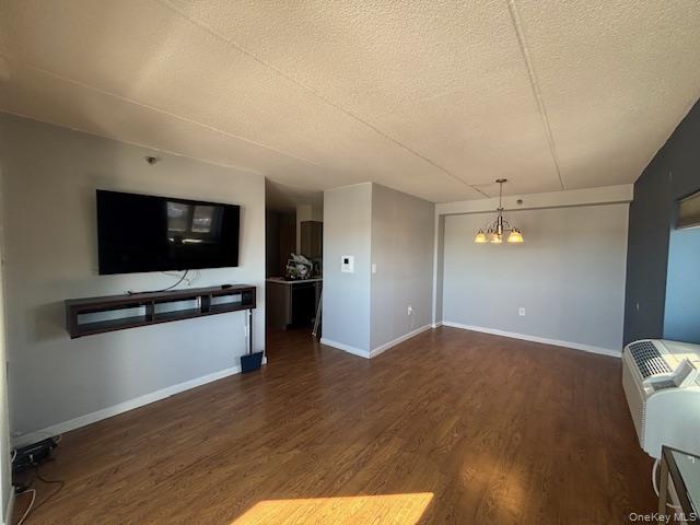 #5 photo, 205 Mineola Boulevard, Mineola , NY 11501