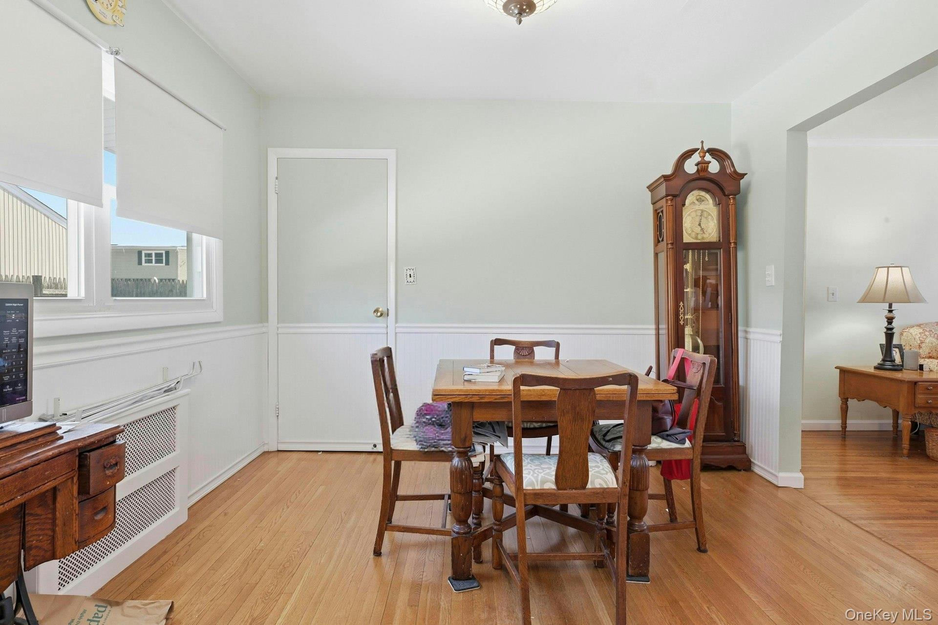 #16 photo, 111 King Street, हिक्सविले Hicksville , NY 11801