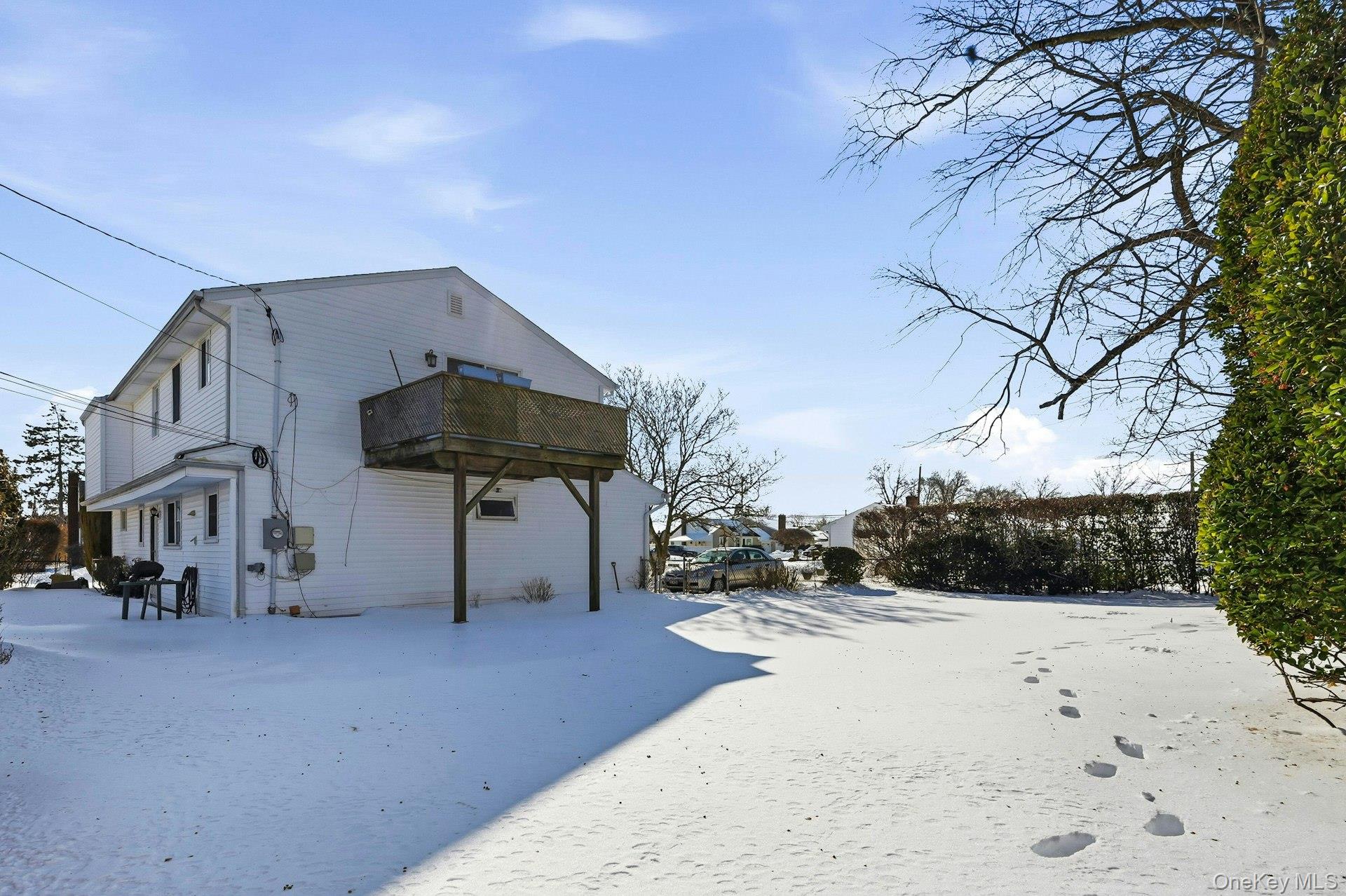 #5 photo, 111 King Street, हिक्सविले Hicksville , NY 11801