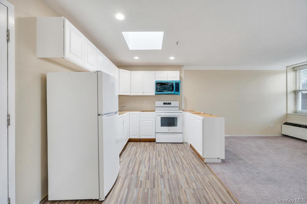 #13 photo, 202 Main Street, Port Jefferson , NY 11777