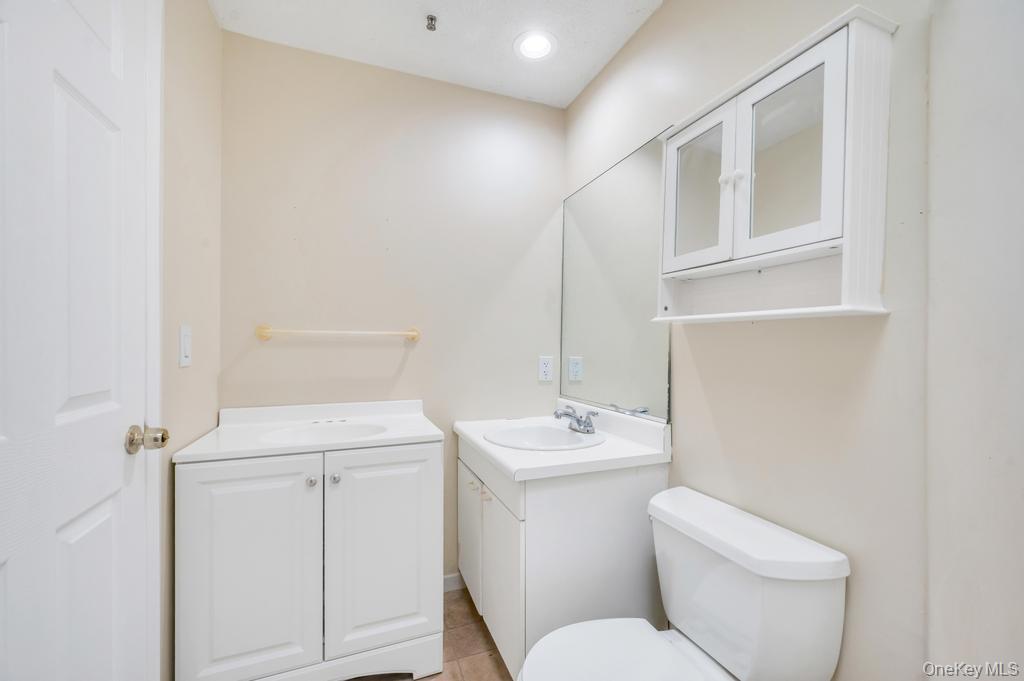 #14 photo, 202 Main Street, Port Jefferson , NY 11777