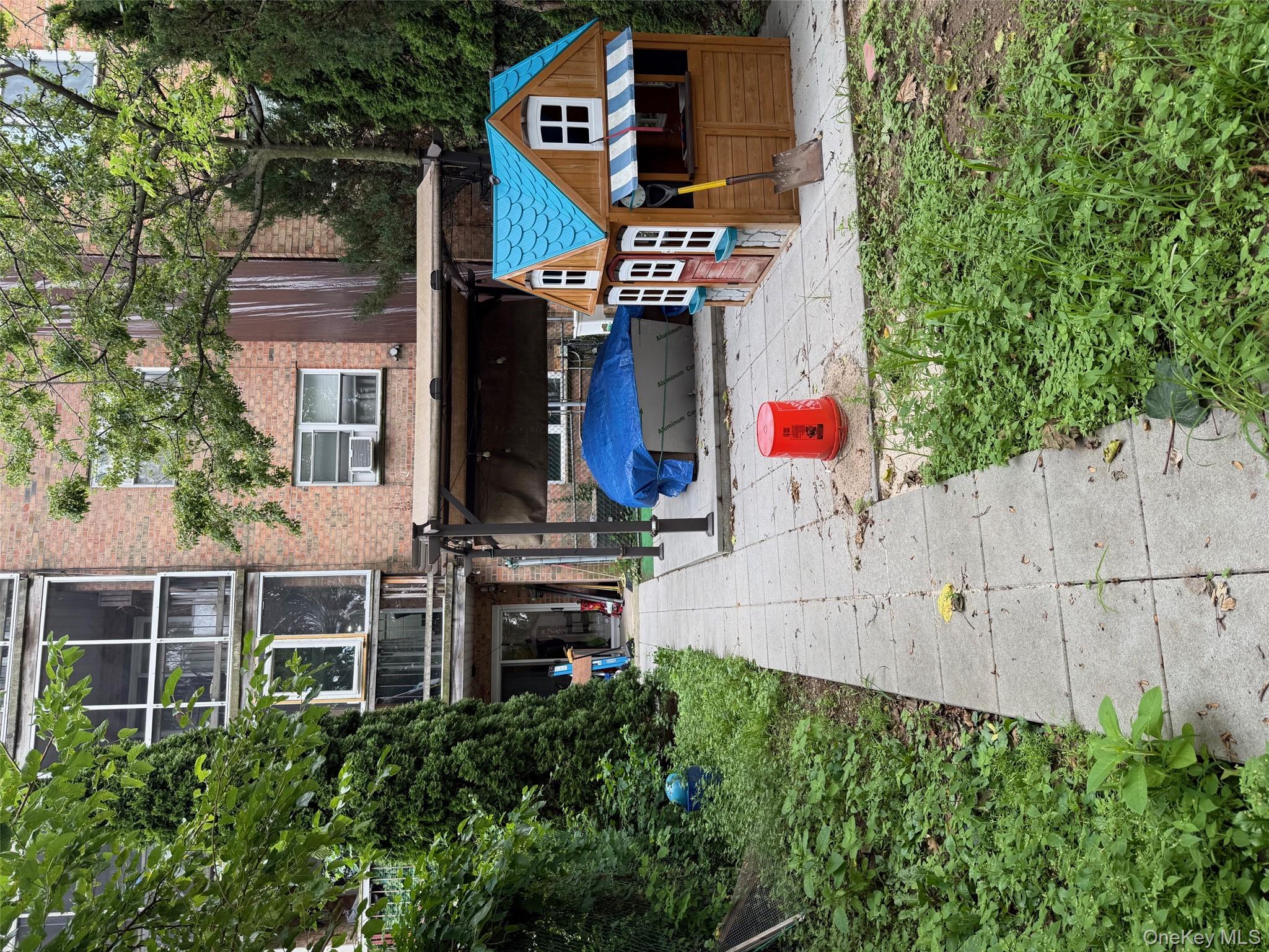 #4 photo, 11949 6th Avenue, College Point , NY 11356