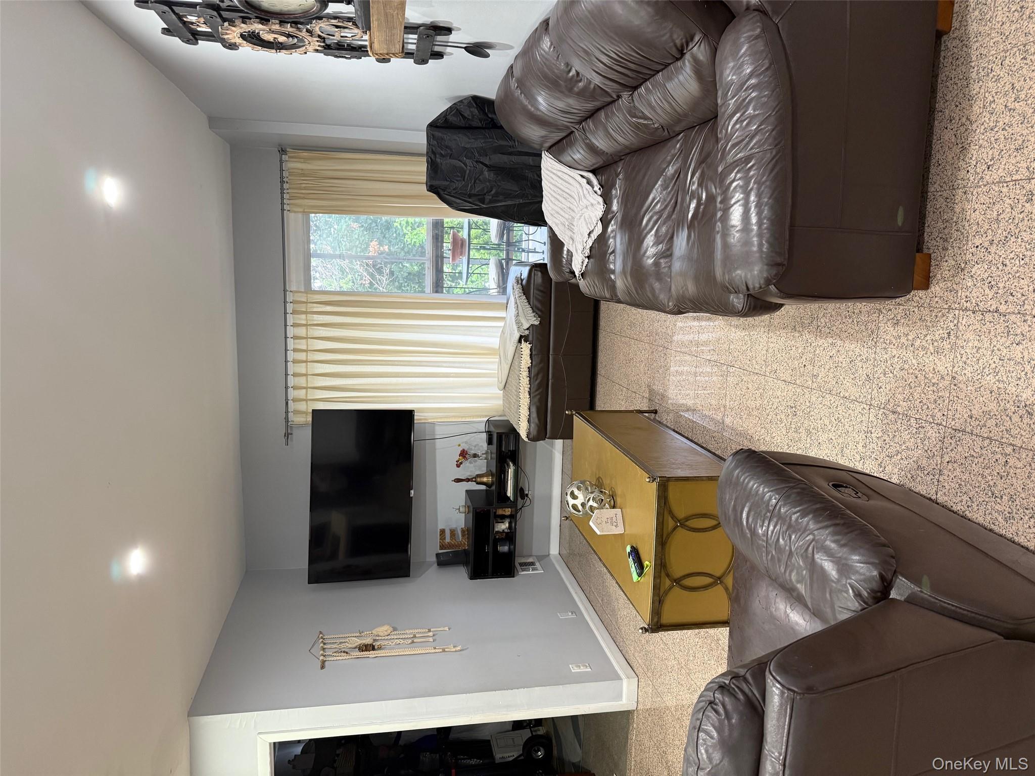 #6 photo, 11949 6th Avenue, College Point , NY 11356