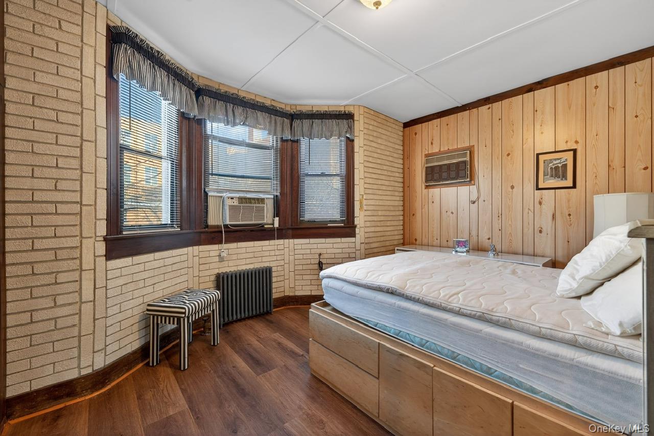 #10 photo, 7748 74th Street, קווינס Glendale , NY 11385