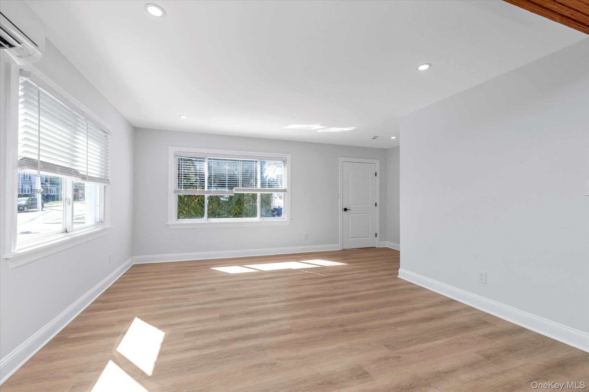 #6 photo, 71 Haven Avenue, Port Washington , NY 11050