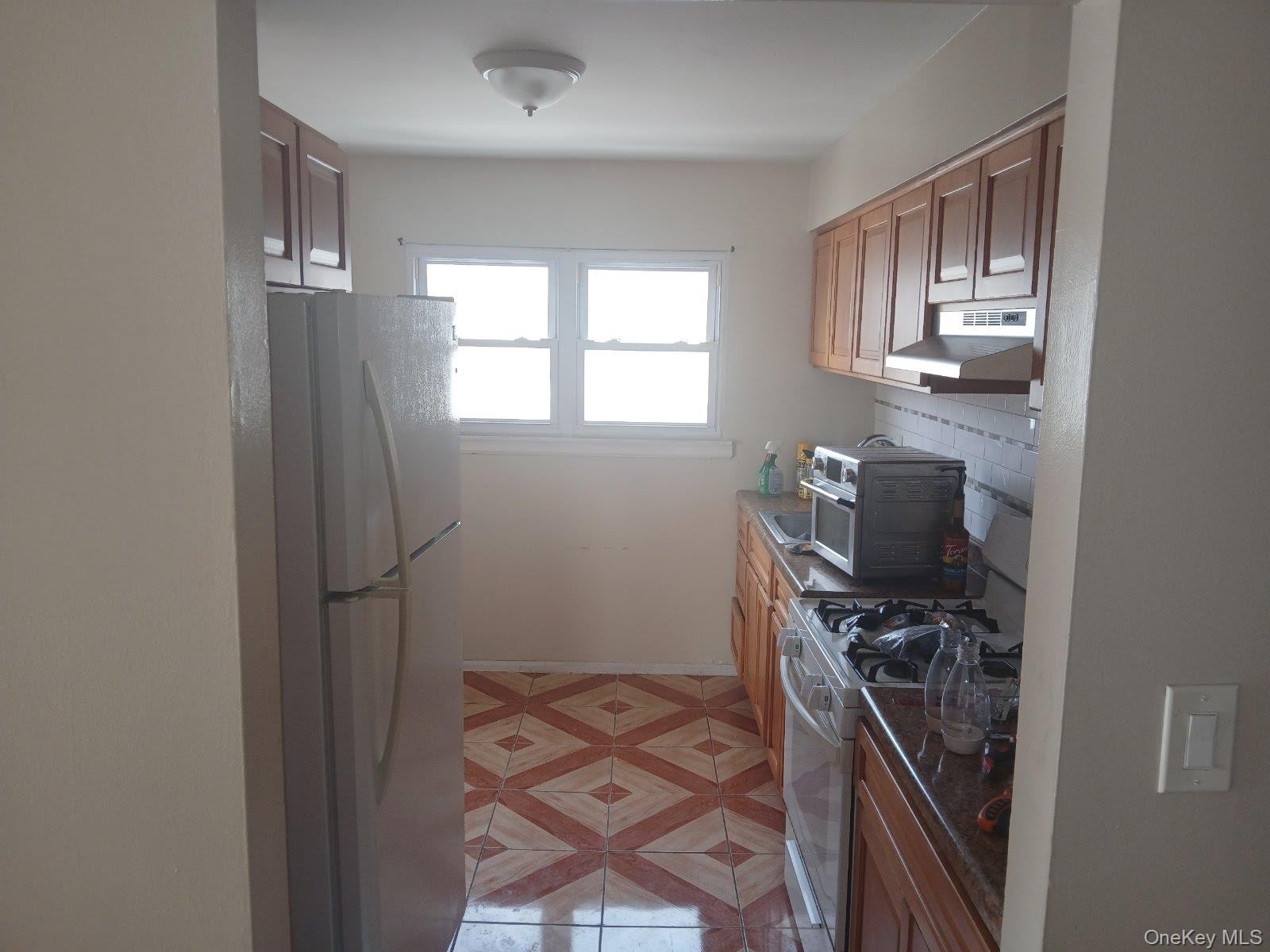 #13 photo, 255-29 149th Road, Rosedale , NY 11422