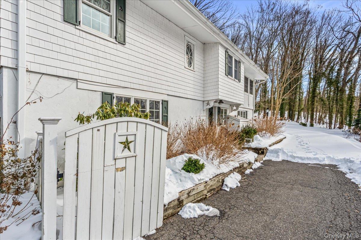 #5 photo, 20 Harborview Drive, Northport , NY 11768