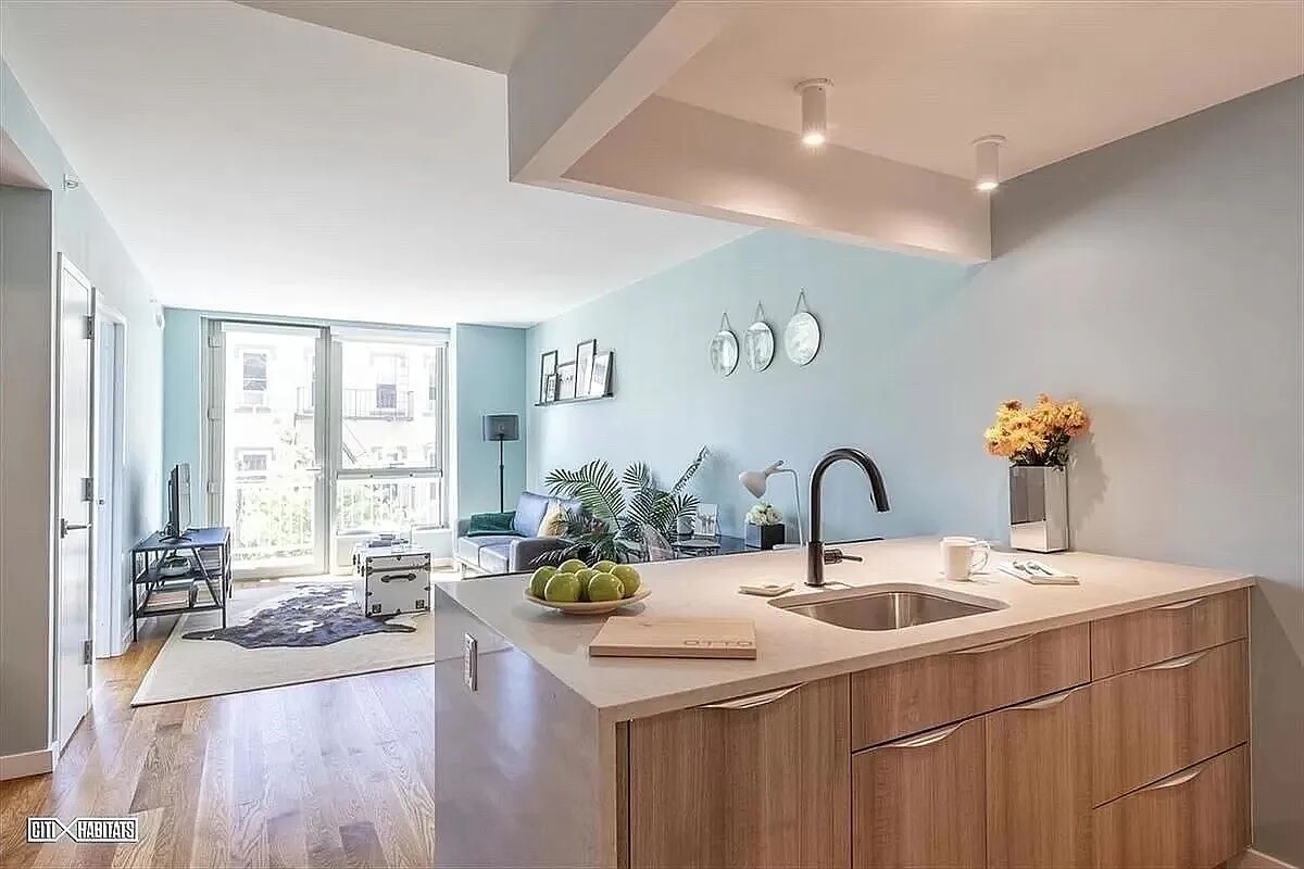 #11 photo, Brooklyn, Greenpoint , NY 11222