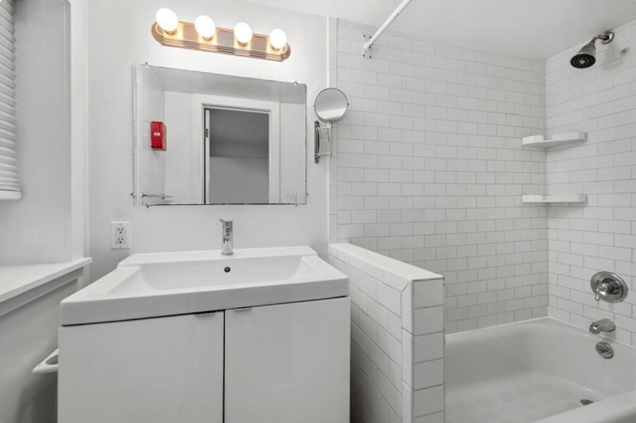 #5 photo, 160 DOUGLASS Street, Boerum Hill , NY 11217