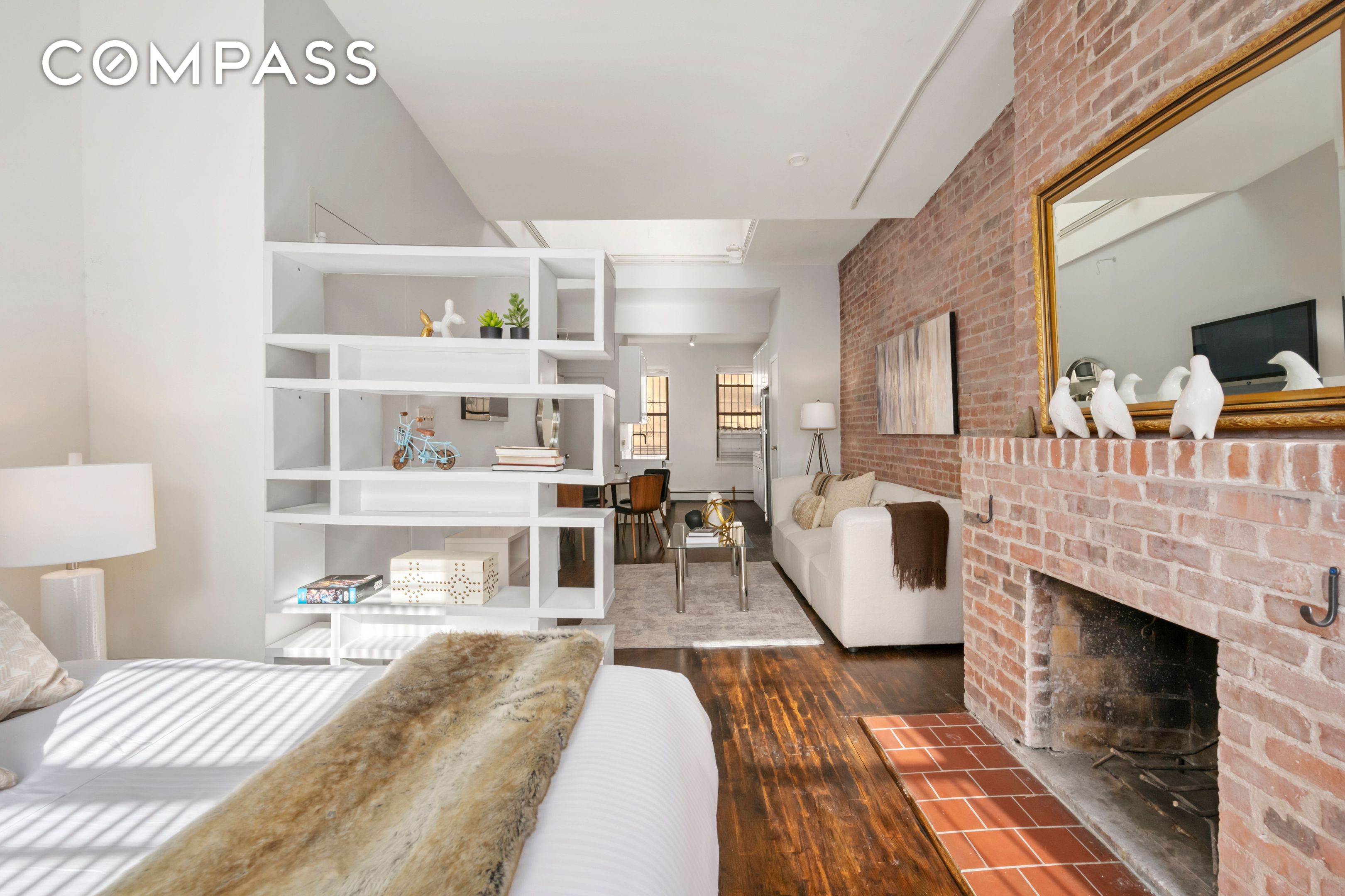 #8 photo, 351 W 53rd Street, Hell's Kitchen , NY 10019