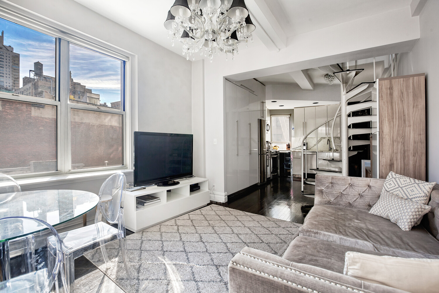 #7 photo, 126 W 73RD Street, Upper West Side , NY 10023