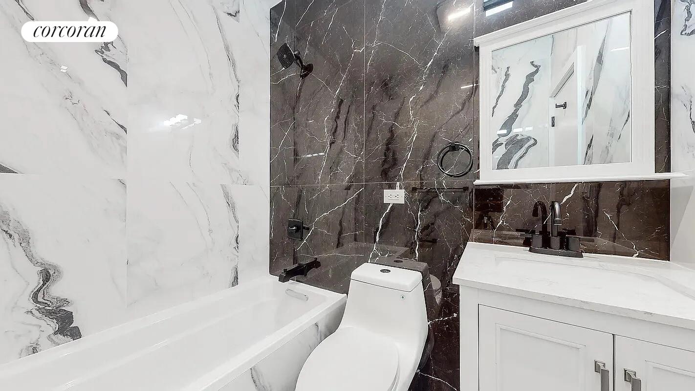 #7 photo, New York City, Hell's Kitchen , NY 10036