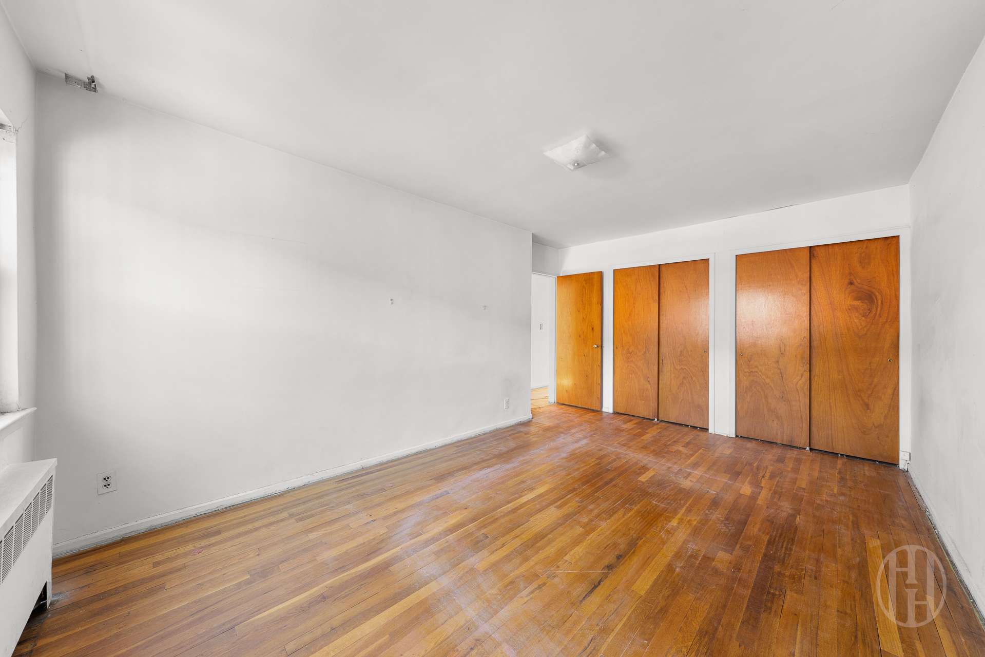 #8 photo, 24-29 78th Street, East Elmhurst , NY 11370