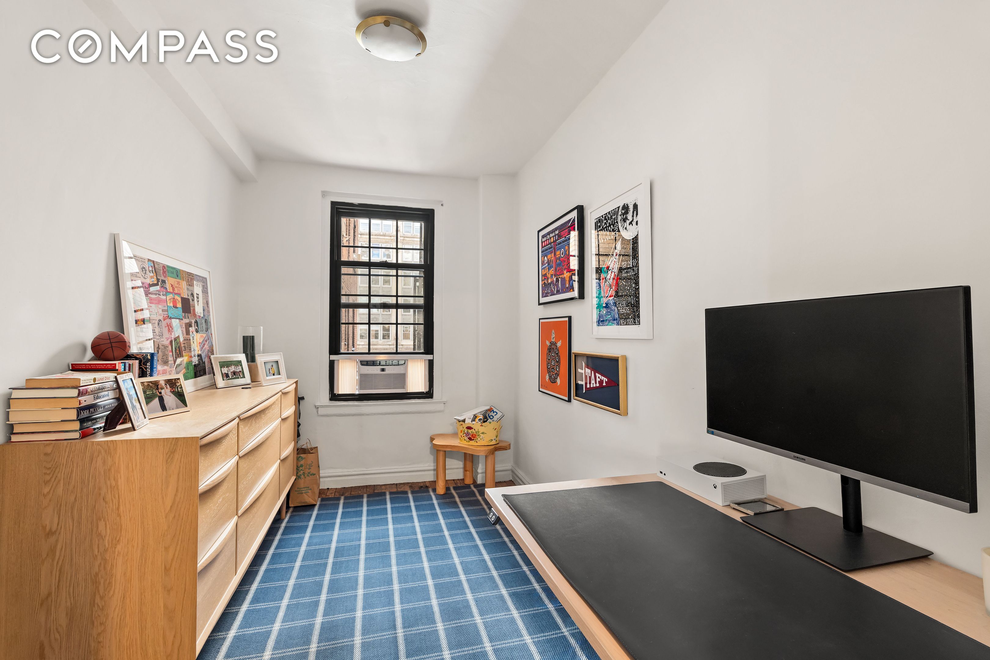 #11 photo, 102 E 22nd Street, Gramercy Park , NY 10010