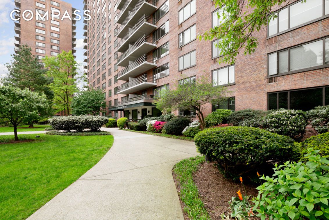 #3 photo, 392 Central Park W, Upper West Side , NY 10025