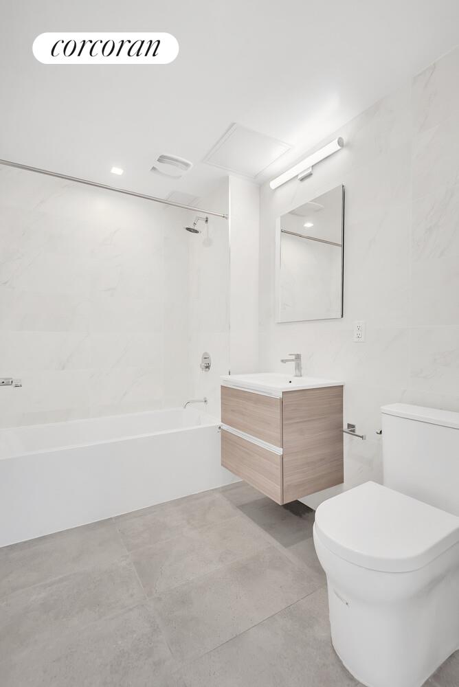 #8 photo, Long Island City, Long Island City , NY 11101