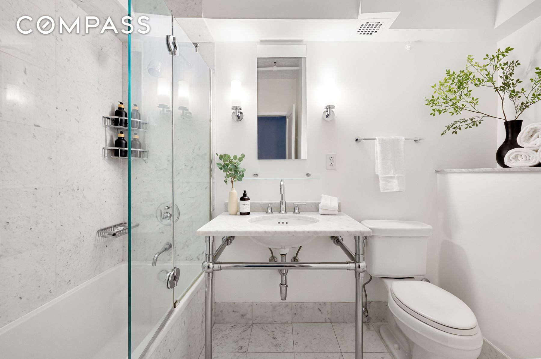 #10 photo, 107 W 25th Street, Chelsea , NY 10001