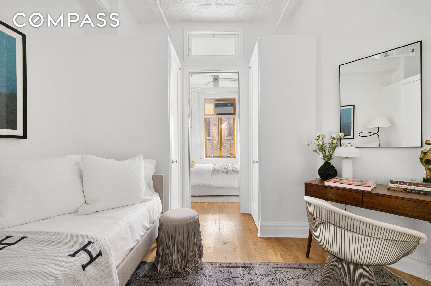 #12 photo, 107 W 25th Street, Chelsea , NY 10001