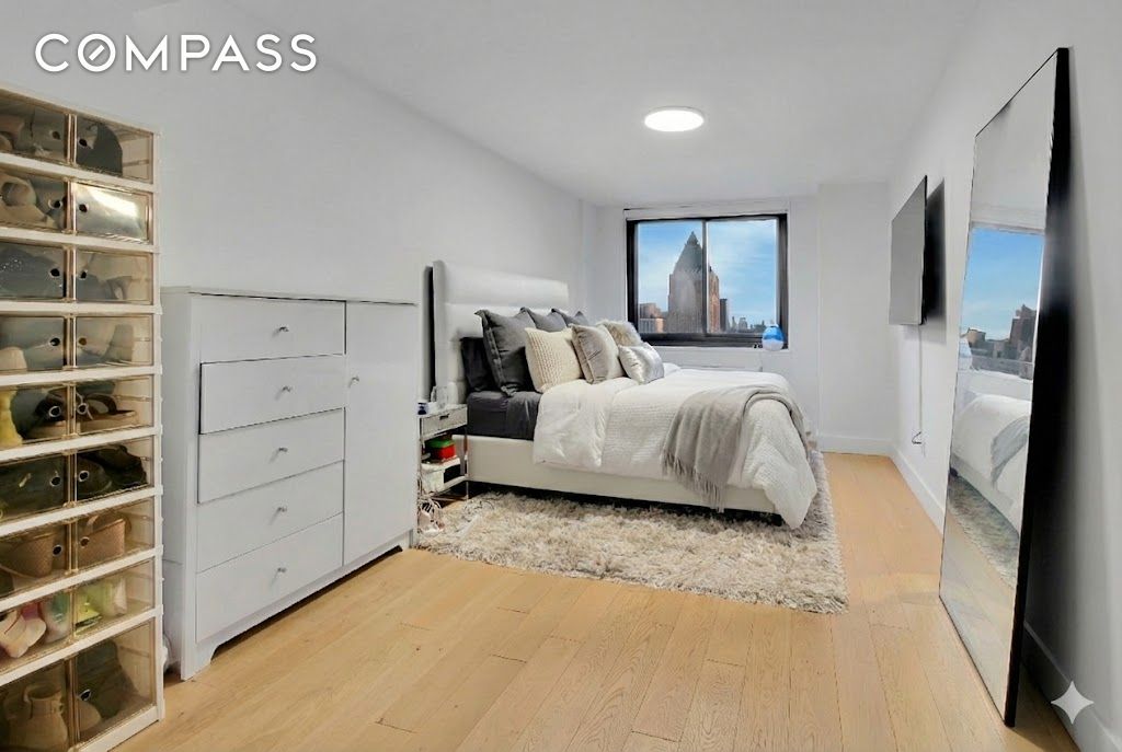 #6 photo, New York City, Hell's Kitchen , NY 10019