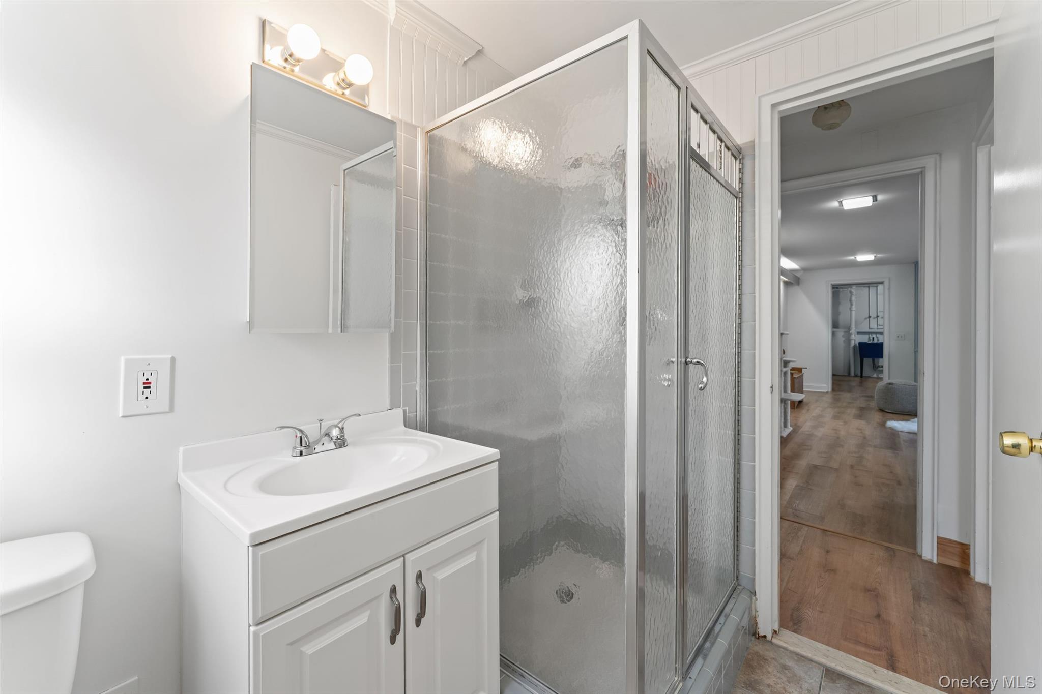 #20 photo, 14 Baylor Circle, White Plains , NY 10605