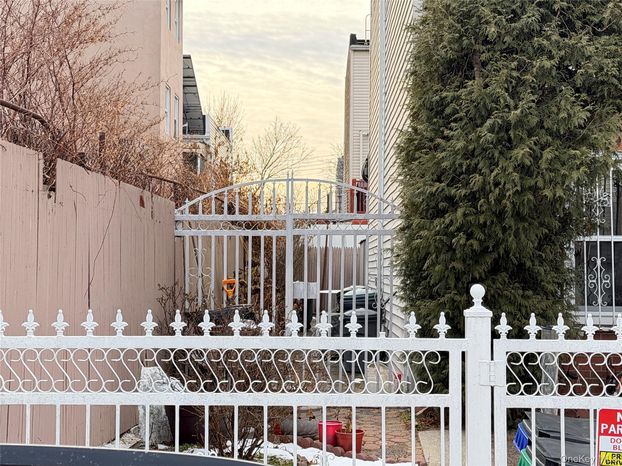 #4 photo, 2076 Caesar Place, Bronx , NY 10473