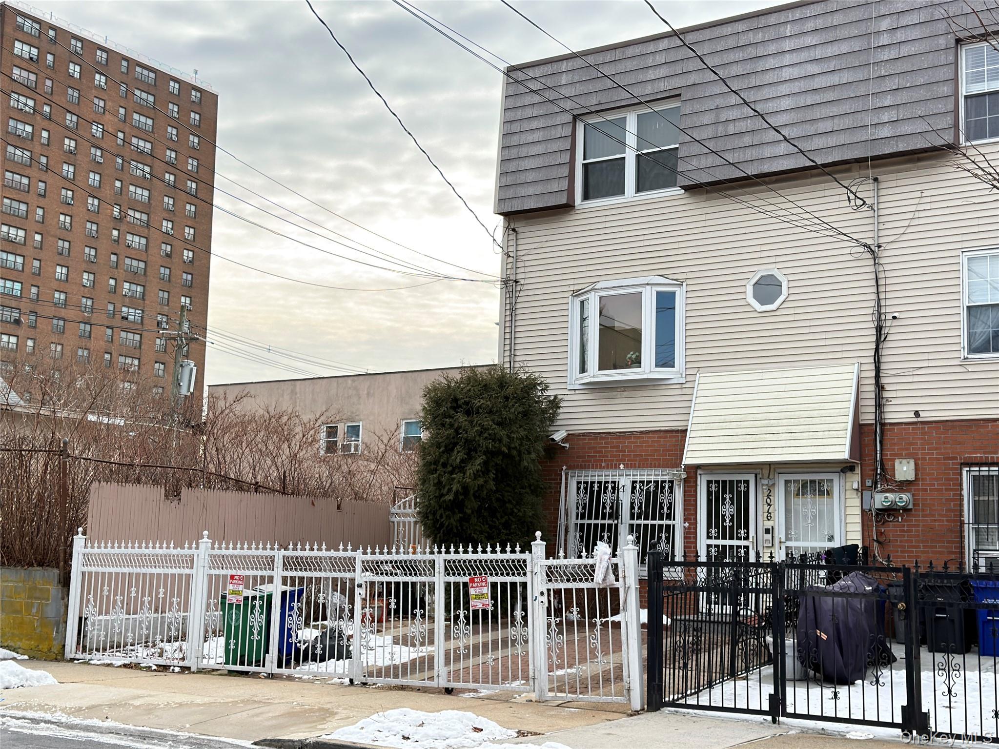 #6 photo, 2076 Caesar Place, Bronx , NY 10473