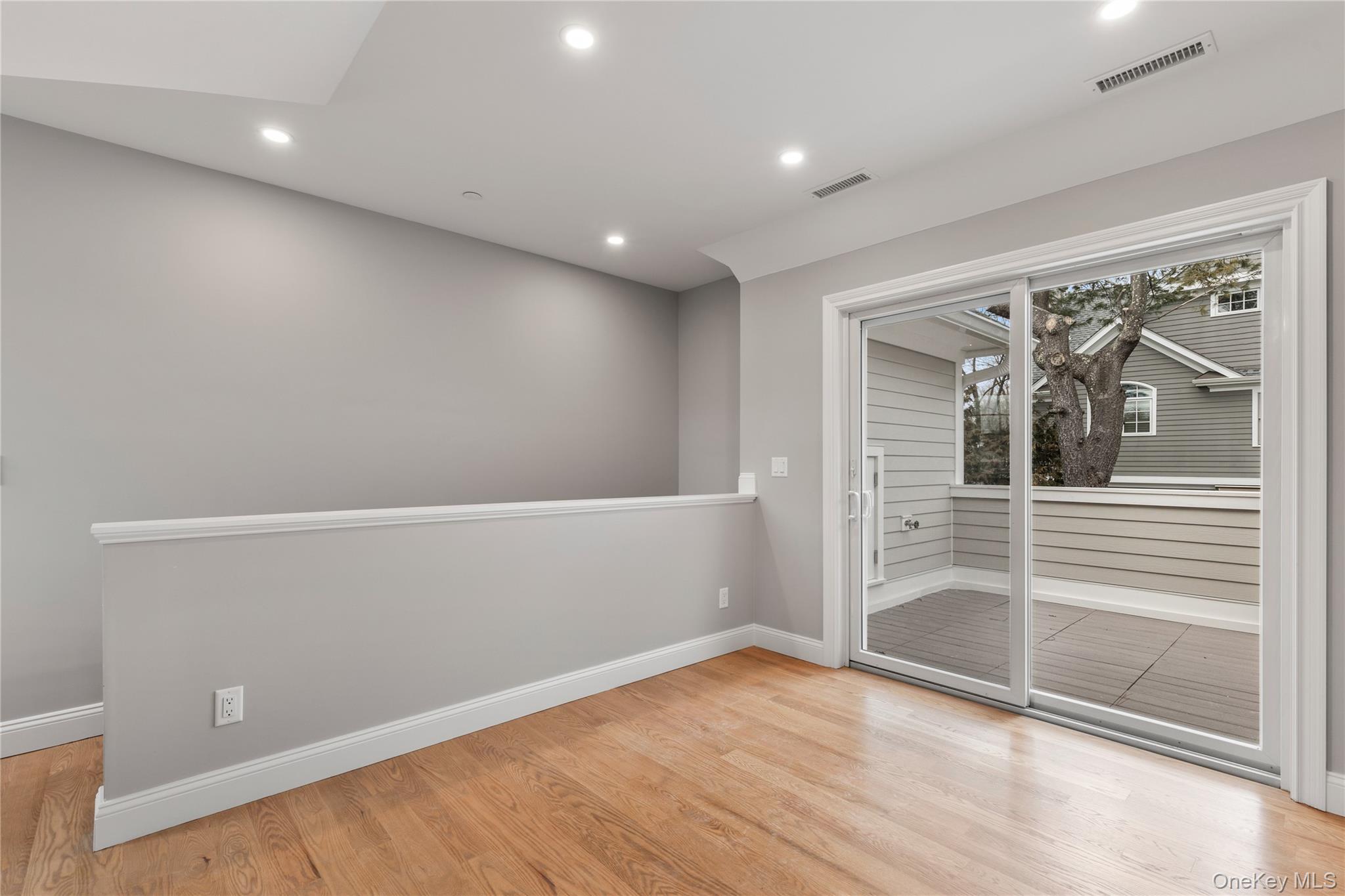 #12 photo, 280 Purchase Street, Rye , NY 10580